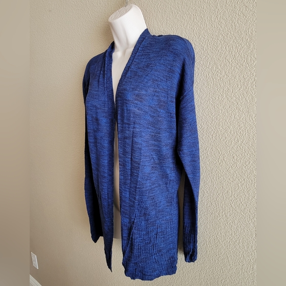 Lightweight long sleeve royal and black cardigan - Picture 2 of 4